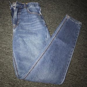 American Eagle Mom Jeans